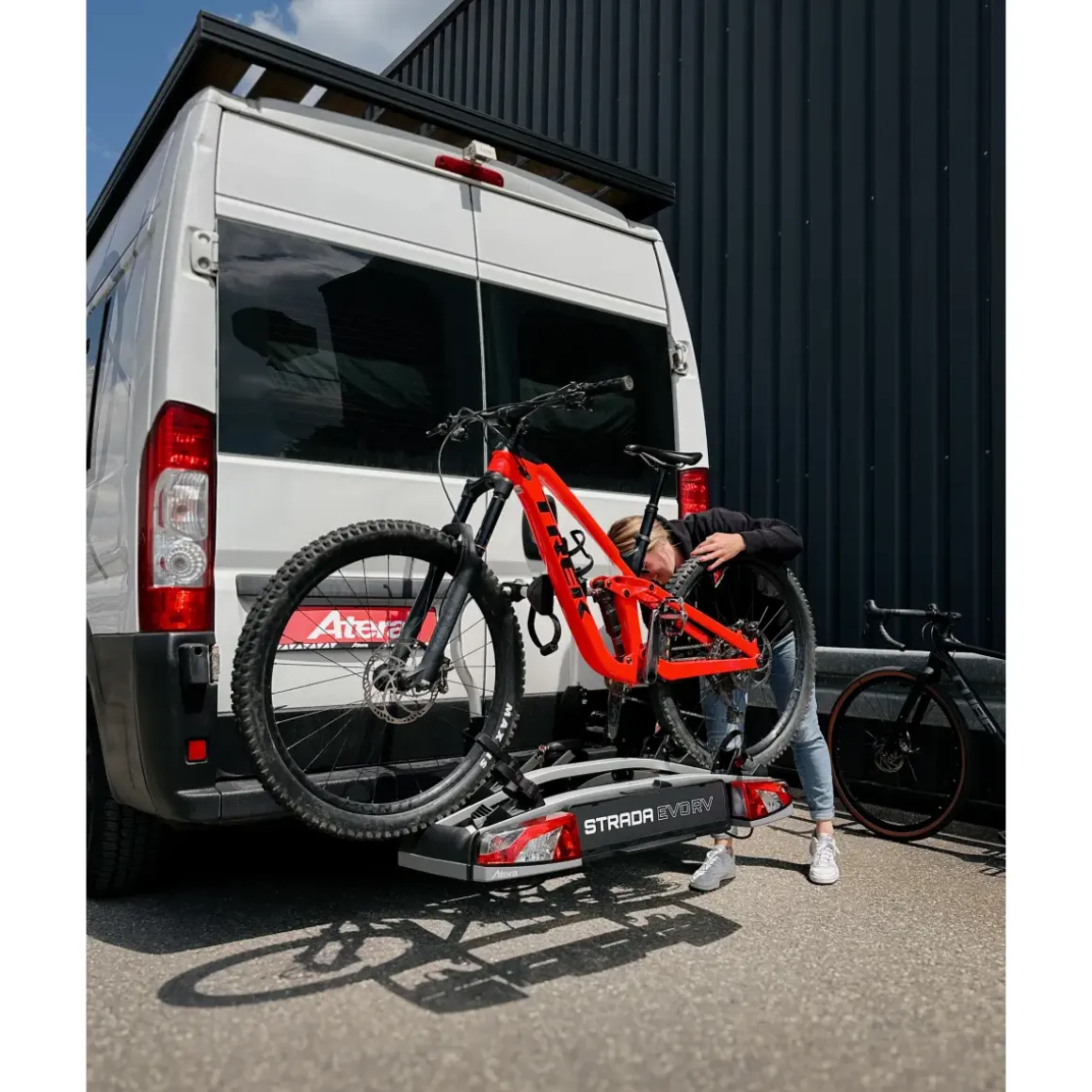 Atera Strada EVO RV Fahrradträger für Kastenwagen & Reisemobil