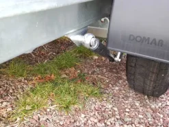 Blyss PKW Kofferanhänger 1300 kg mit 100 km/h