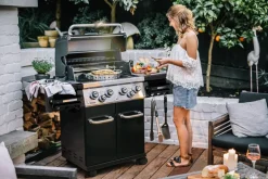 Broil King Regal 490 Gasgrill mit Drehspieß & Infrarotbrenner