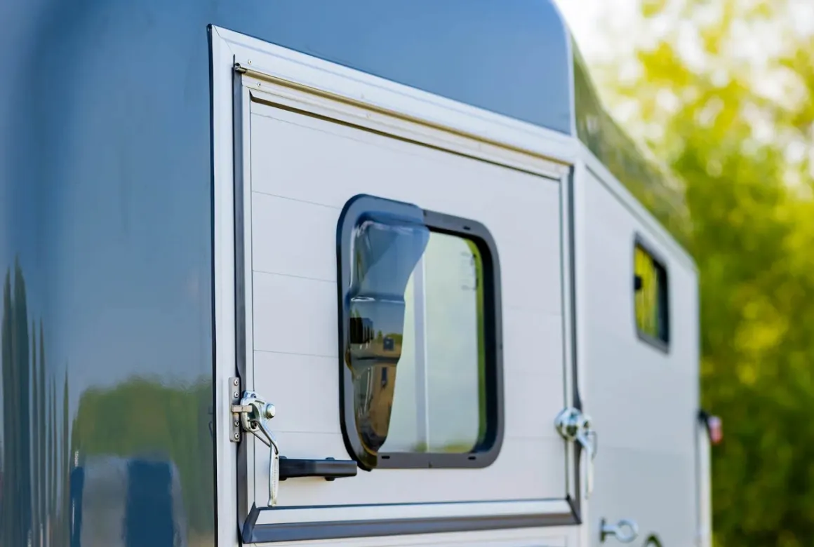 Cheval Liberté Touring Country XL Pferdeanhänger 2600kg
