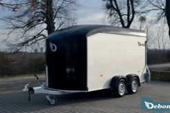 DEBON Kofferanhänger C700 2600kg   ALU mit Seitentür