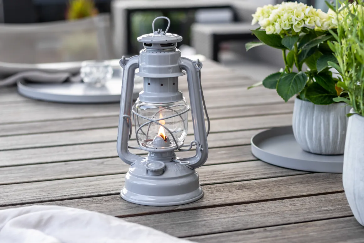 Feuerhand Sturmlaterne Baby Special 276 nordicgrey