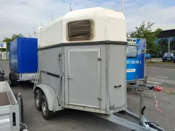 Gebrauchter Böckmann Pferdeanhänger 2000 kg für Bastler