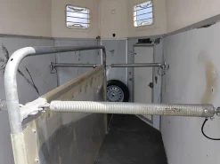 Gebrauchter Humbaur Pferdeanhänger 2000 kg mit Aluboden