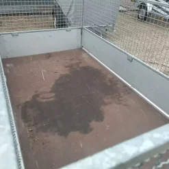 Gebrauchter Humbaur PKW Anhänger 1300 kg mit 60 cm Gitteraufsatz, 100 km/h
