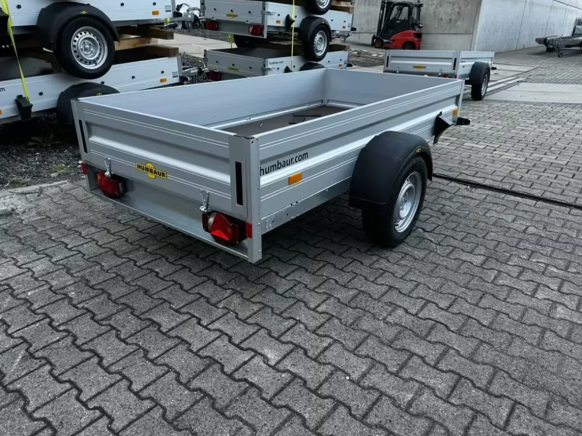 Humbaur Anhänger 1300 kg gebremst Alu HA132513FS ohne Vorderwandklappe