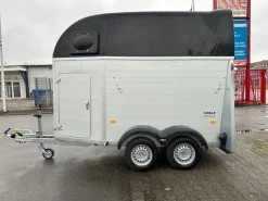 Humbaur Pferdeanhänger Single Alu 1600 kg mit Sattelkammer