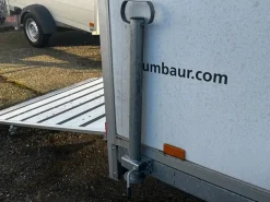 Humbaur PKW Kofferanhänger HK132513-15P mit Überfahrwand