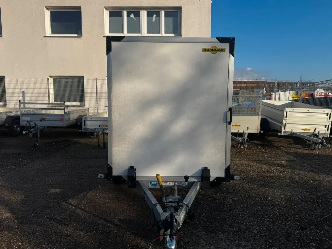 Humbaur PKW Kofferanhänger HK132513-15P mit Überfahrwand