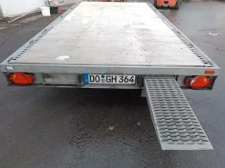 Humbaur PKW Universaltransporter 3000 kg – Gebrauchtwagen Anhänger in Dortmund