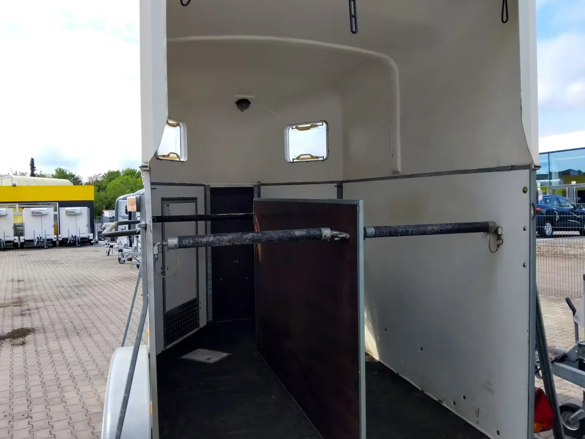 Krämer Pferdeanhänger gebraucht 2.000 kg gebremst