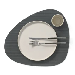 LIND DNA Tischset curve L Corduroy Anthracite  37x44 cm recyceltes Leder