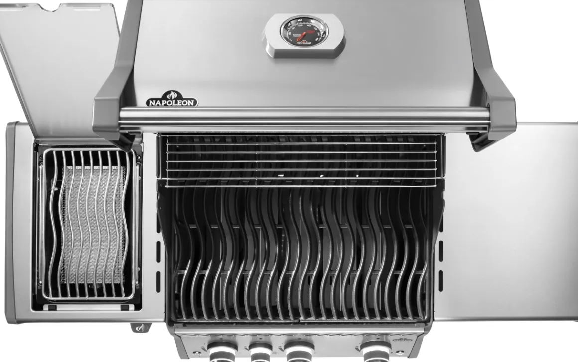 Napoleon Rogue Pro 425 mit Sizzle Zone