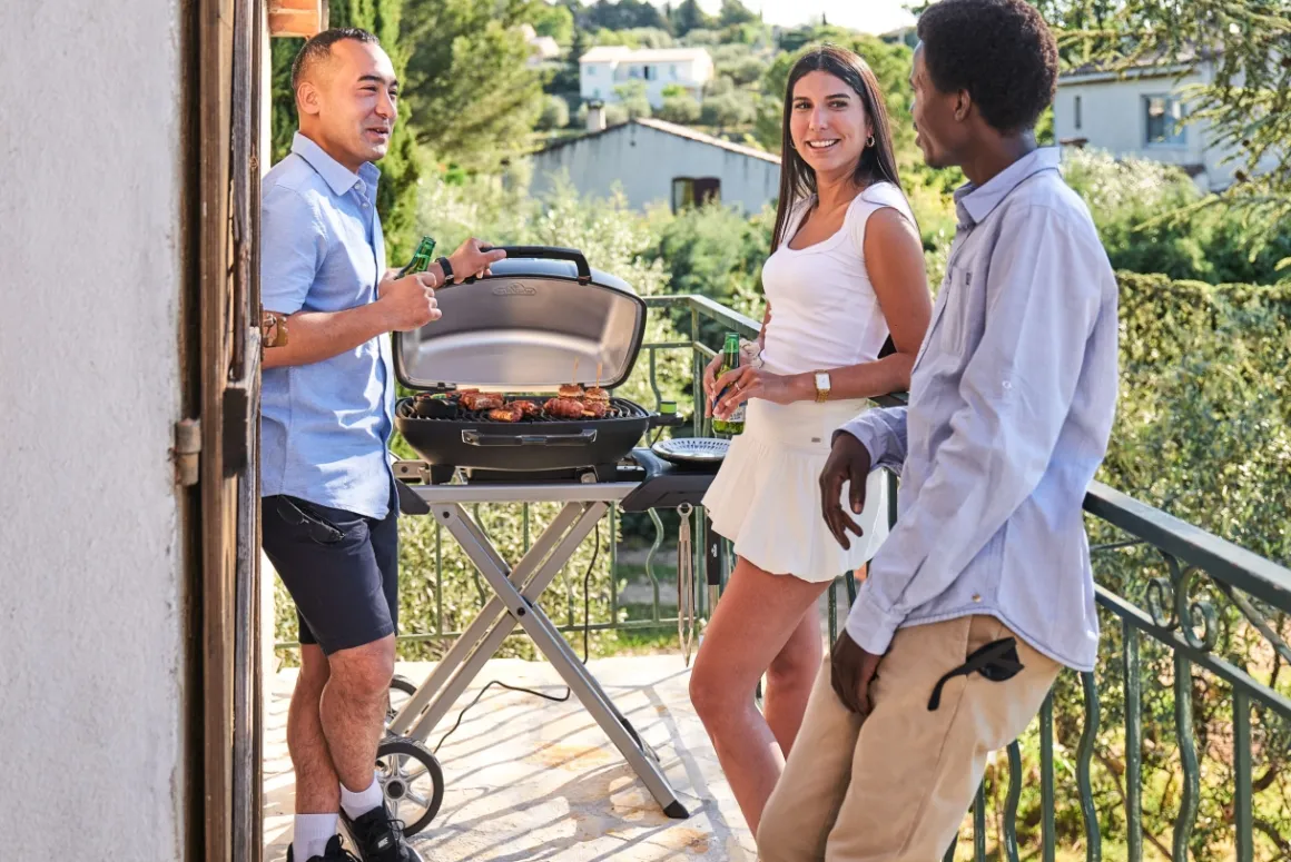 Napoleon Travel Q PRO285EX Elektrogrill mit Scherenwagen