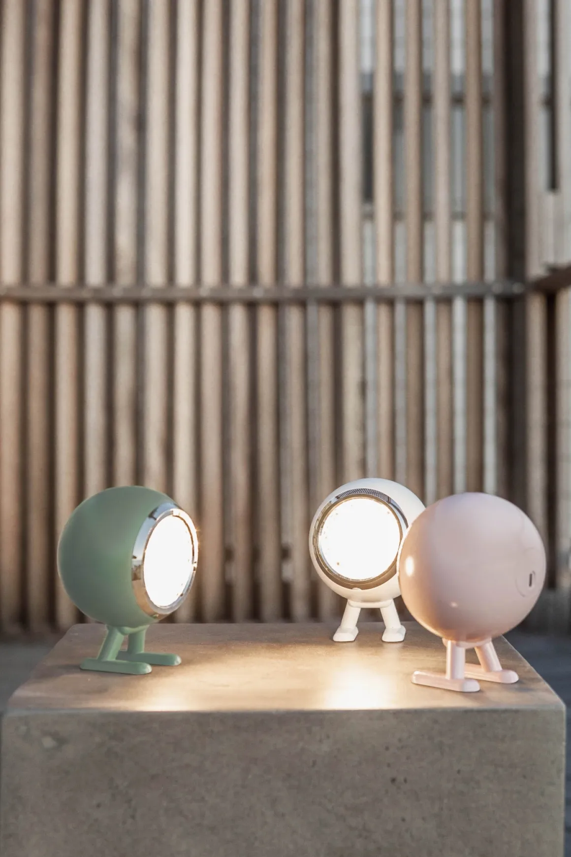 Norbitt Mr. Wattson wiederaufladbare LED Lampe - Pastell-Pink