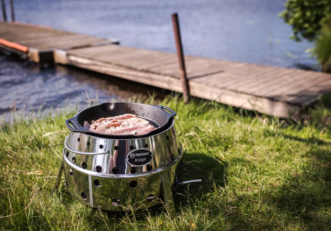 Petromax Atago Grill, Ofen und Feuerschale für z. B. den Feuertopf