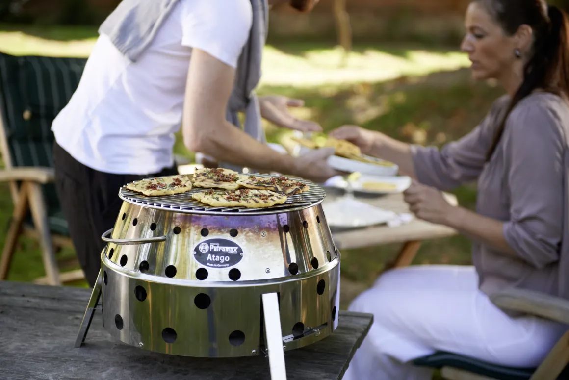 Petromax Atago Grill, Ofen und Feuerschale für z. B. den Feuertopf
