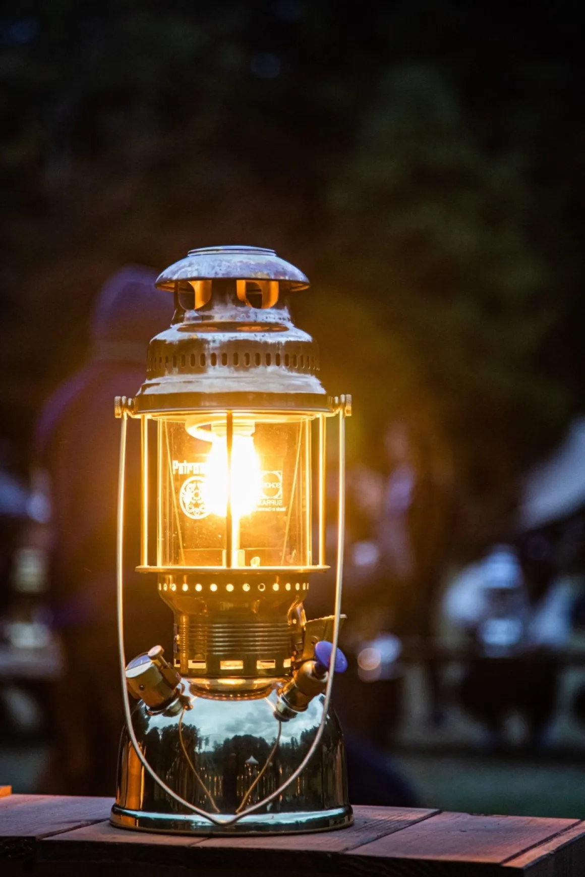 Petromax Starklichtlampe | Petroleumlampe Chrom mit Reflektorschirm