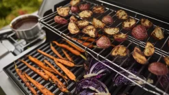 Weber Genesis SP-335W GBS Gasgrill  Sear Zone und Seitenkocher