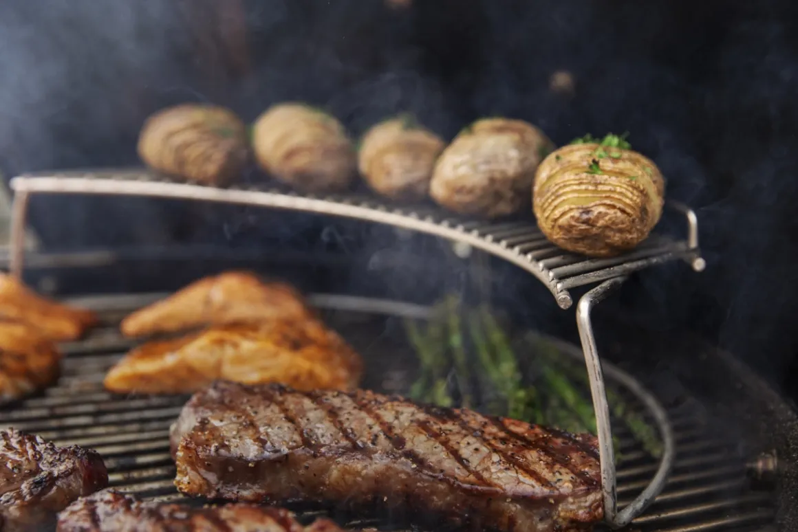 Weber Master Touch E-6755 Holzkohlegrill