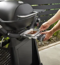 Weber Q3200N+ Gasgrill  mit Premium-Rollwagen