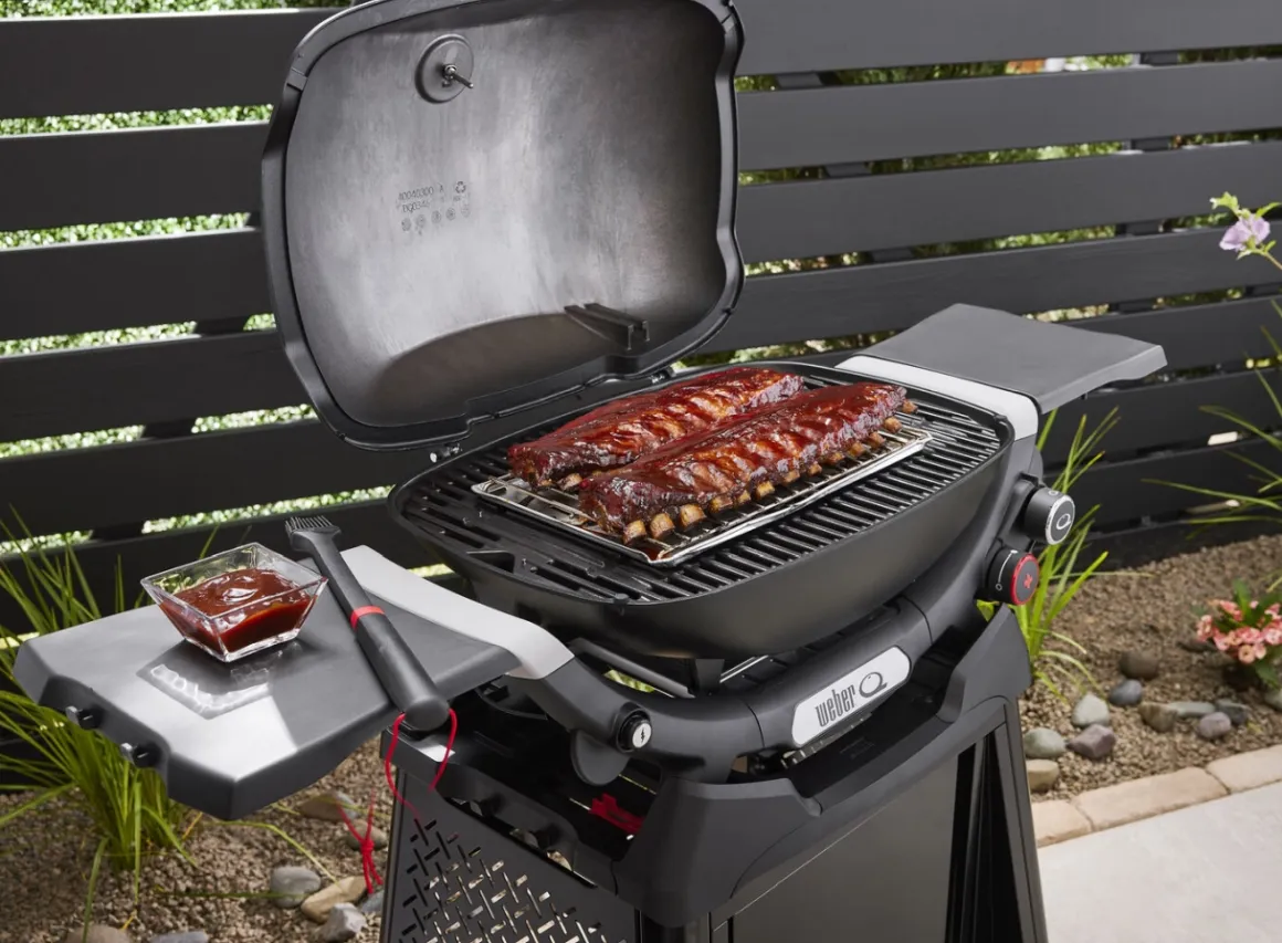 Weber Q3200N+ Gasgrill mit Premium-Rollwagen