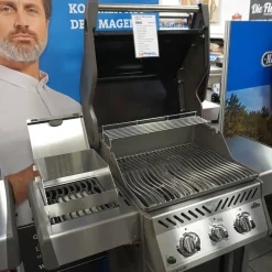 Windschutz für Napoleon Rogue (kleine Sizzle Zone) und Freestyle 4-teilig mit Spießauflage